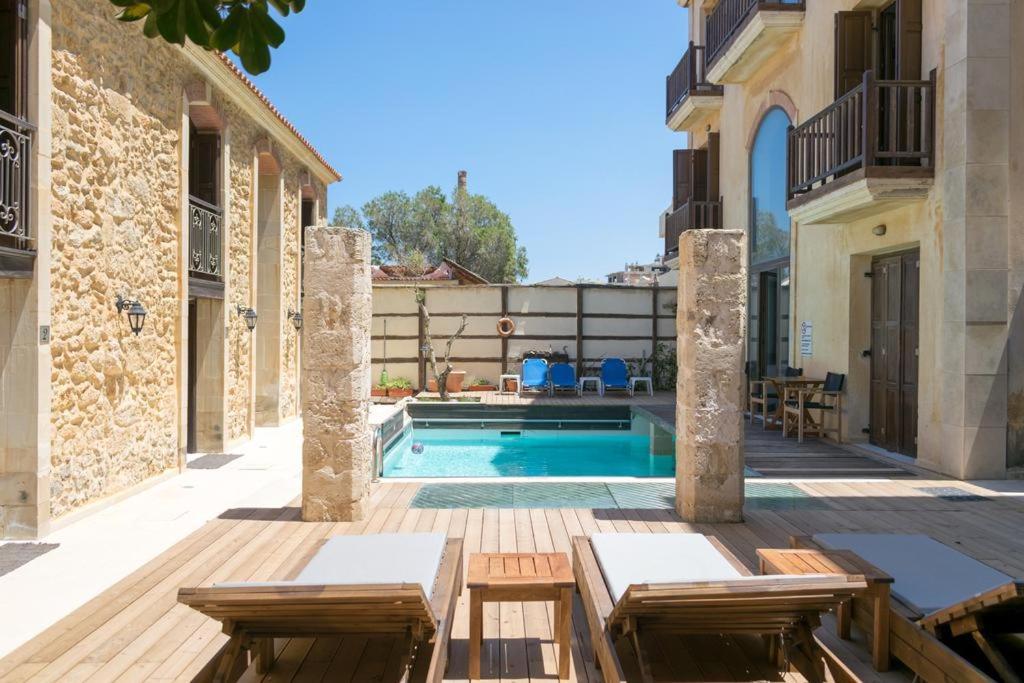 Volakas Beachfront Suites Ретимно Екстериор снимка