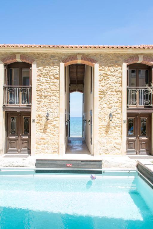 Volakas Beachfront Suites Ретимно Екстериор снимка