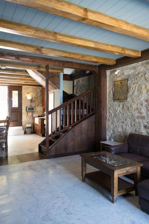 Volakas Beachfront Suites Ретимно Екстериор снимка