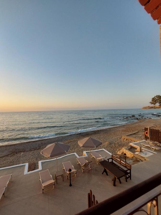 Volakas Beachfront Suites Ретимно Екстериор снимка