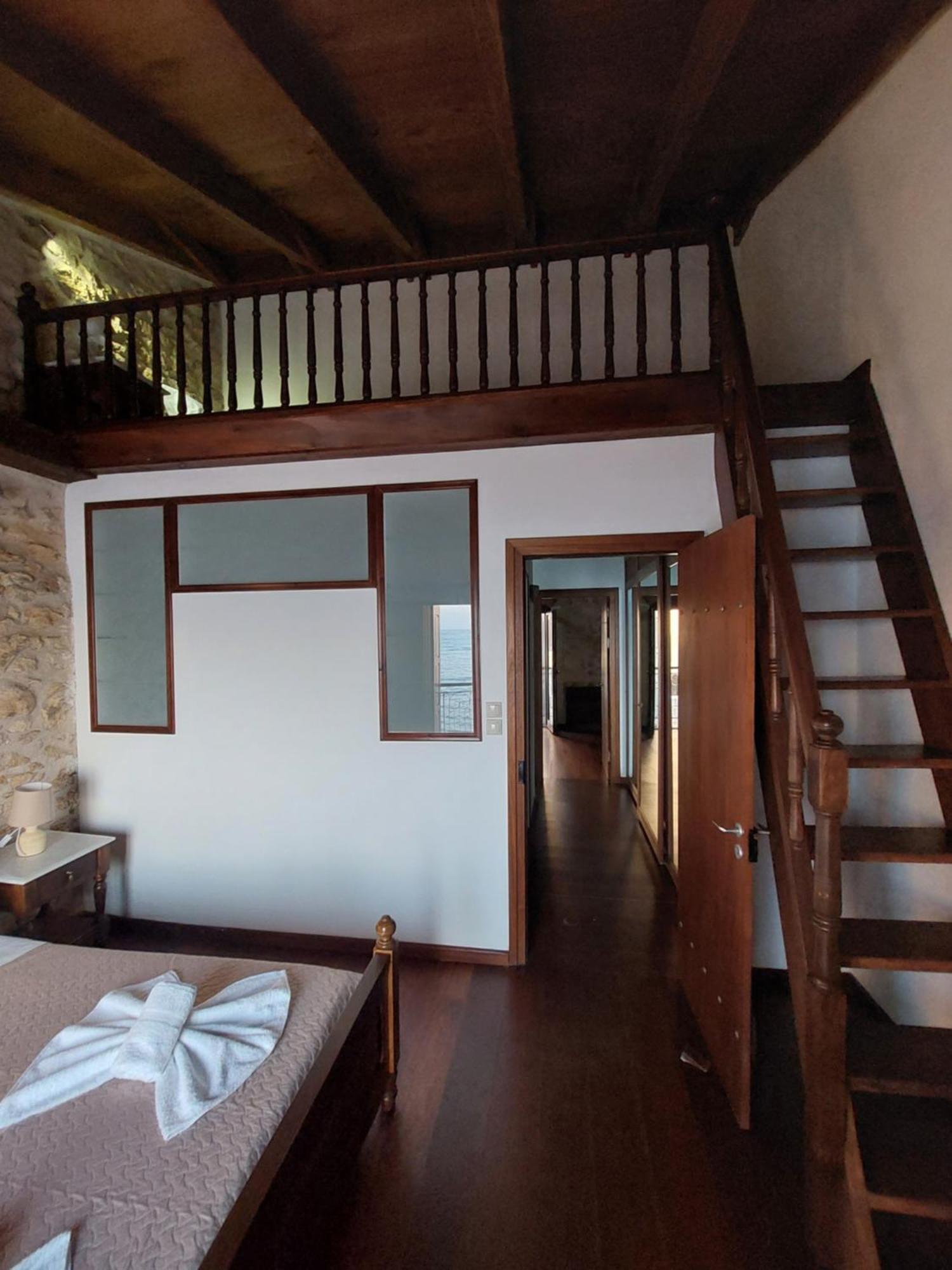Volakas Beachfront Suites Ретимно Екстериор снимка